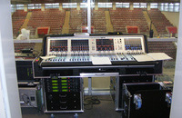 Gł&oacute;wna konsoleta cyfrowa Soundcraft Vi4 - fot. ESS Audio