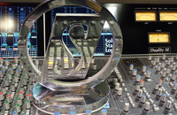Solid State Logic Duality (Nagroda SOUND ON SOUND 2012) - fot. www.audiotechpro.pl